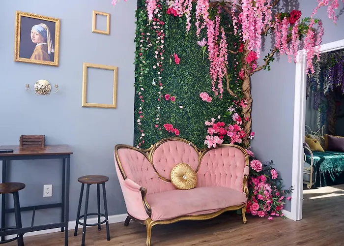 Wild Romance Hideaway 5 Min Away From Downtown